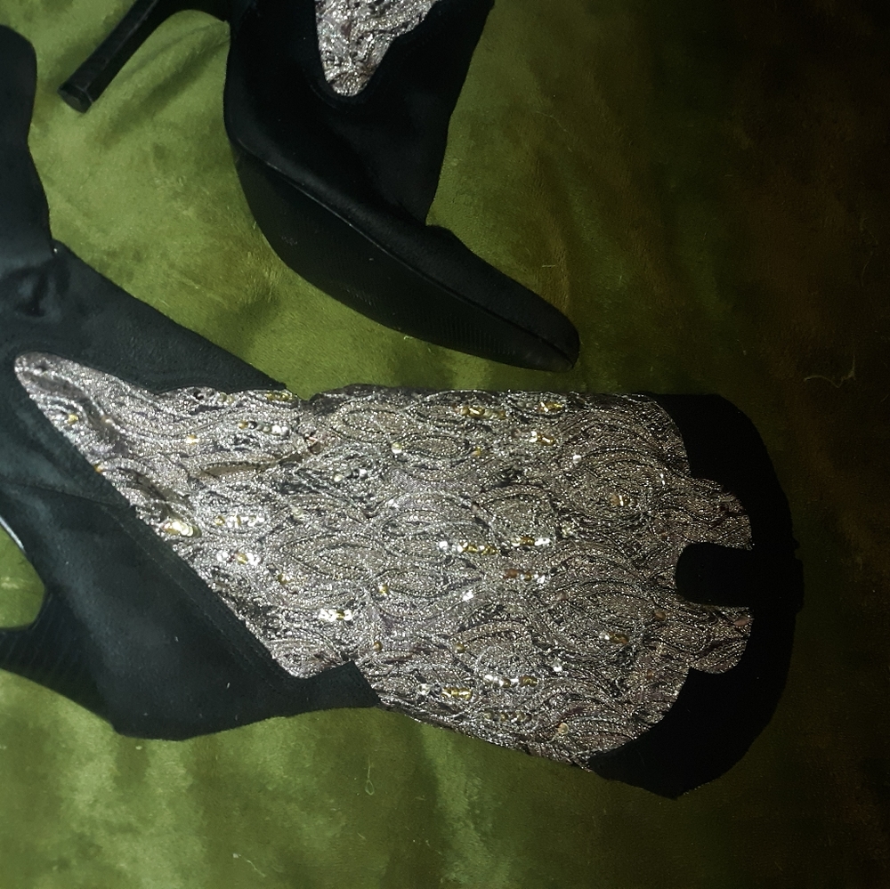 Womans sequin cowgirl boots